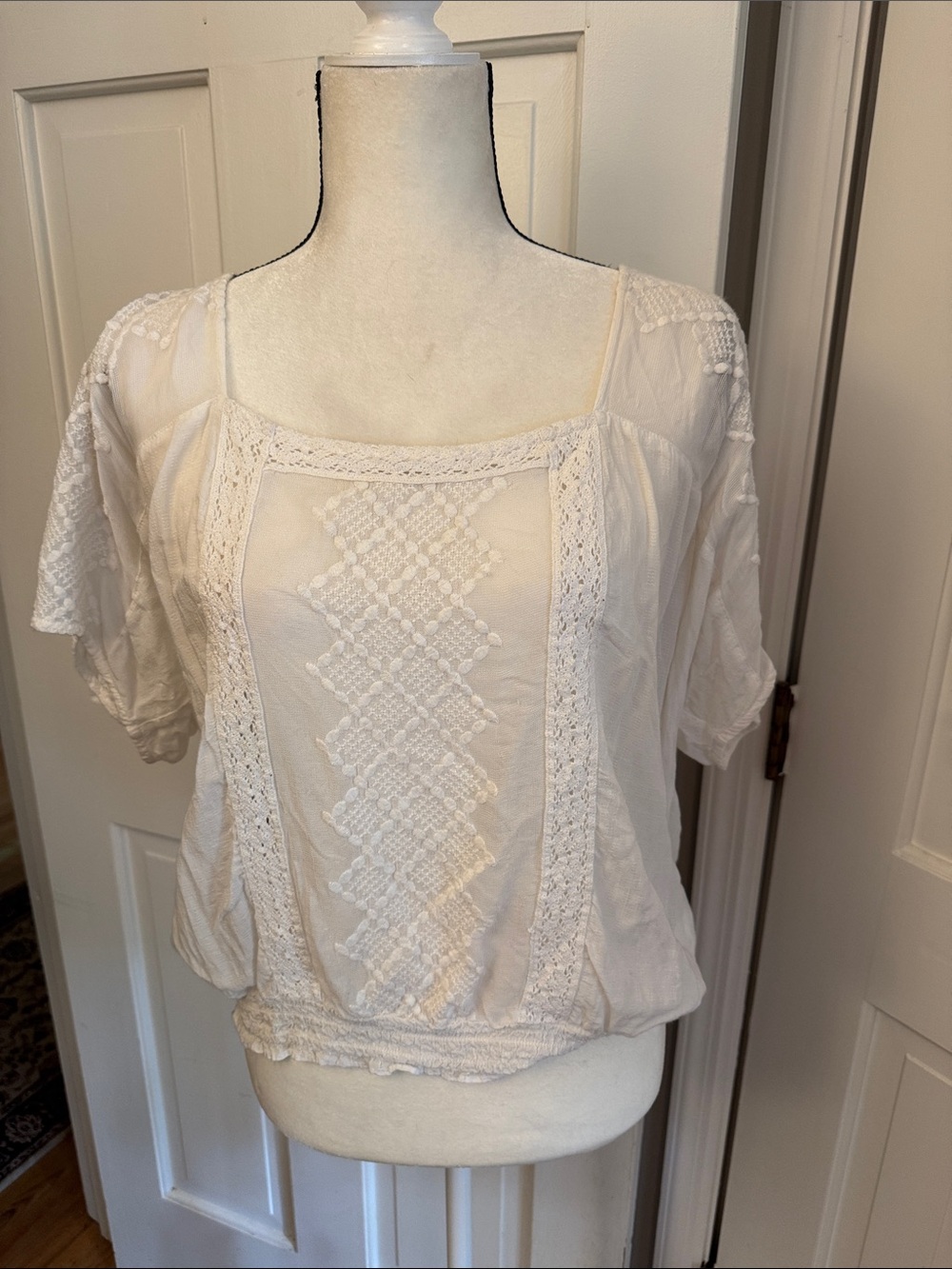 Lucky Brand Cream Lace-Trim Peasant Top